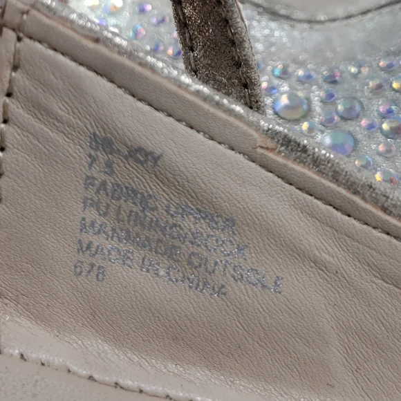 Betsey Johnson Joy Champagne Rhinestone Ballet Flats Womens Size 7.5 - Picture 8 of 10